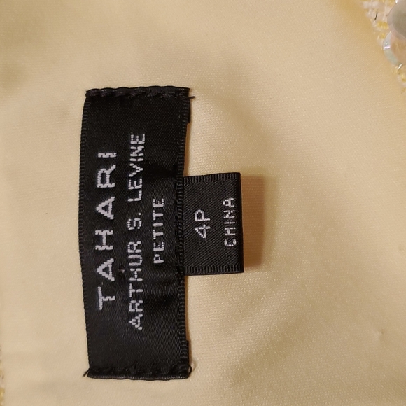 NEW Tahari Arthur S Levine petite yellow dress - Picture 9 of 15